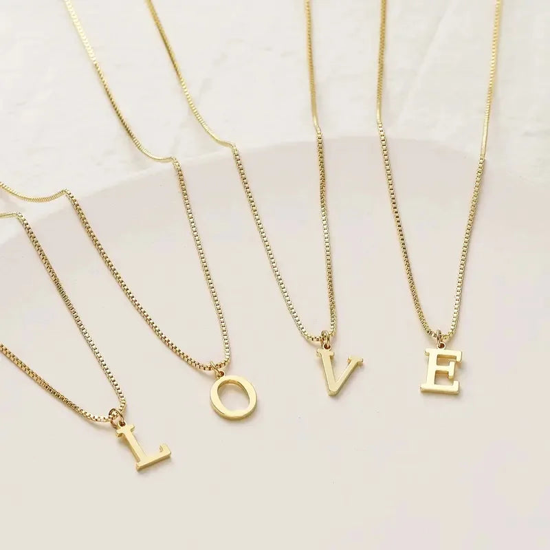 Collar con Inicial Personalizada